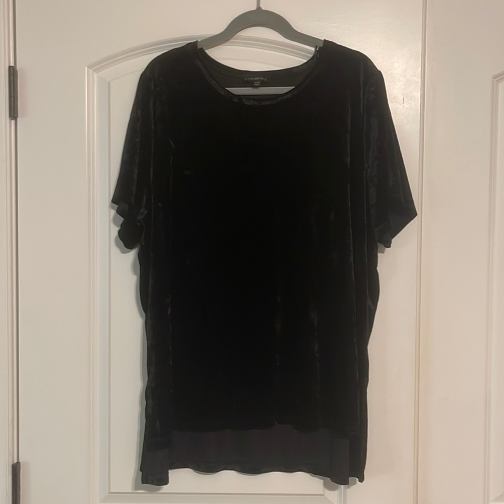 Black Velvet texture tee women’s 26/28 lane Bryant